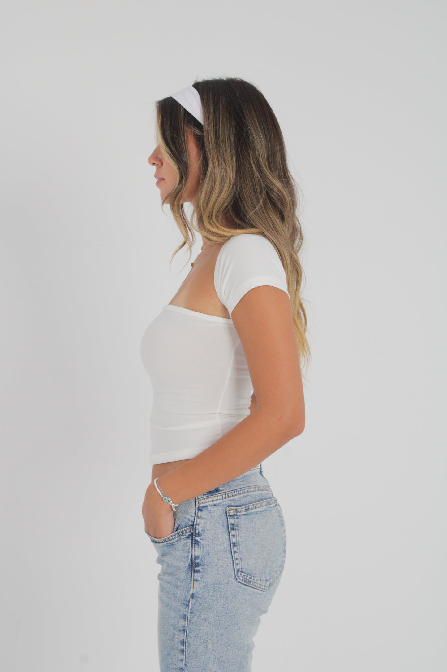 Cap-sleeve Cutout Top